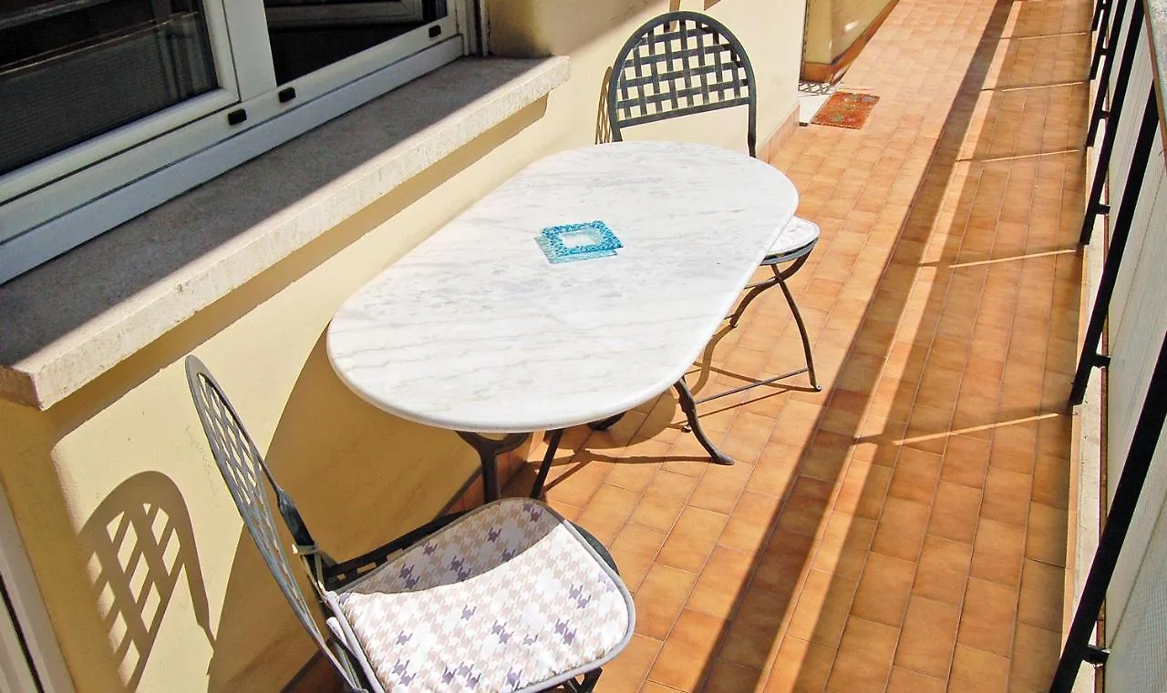 Apartment Giuseppe De Leva - San Giovanni By Varental Rome Italy